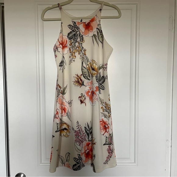 Philosophy of Paek Casual Floral Accented Dress - Picture 4 of 10